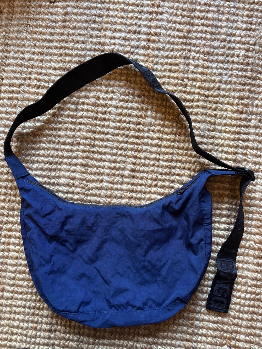 Baggu Medium Navy Crescent
